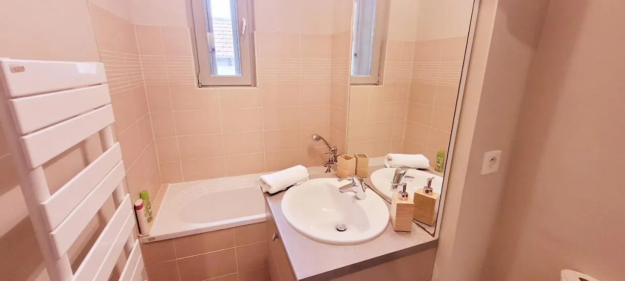 Charming Apt In The Center Of Avignon Apartment France